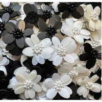 Beaded Flower - Style 09 [Colour: White]