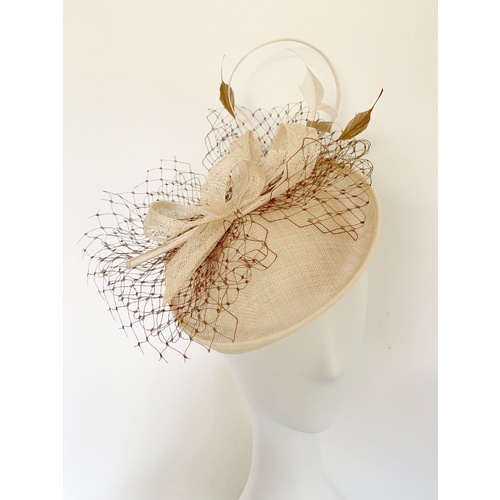 SPECIAL/Fascinator 5 - Cream/Brown