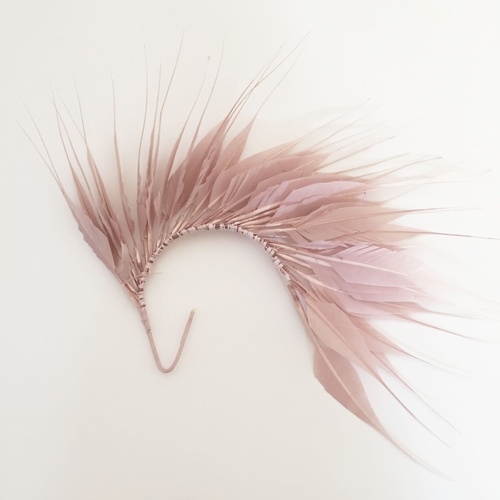 Feather Mount/Style 1 - Nude
