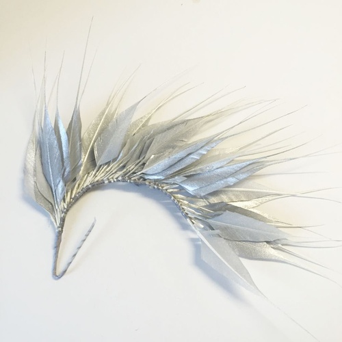 Feather Mount/Style 1 - Metallic Bright Silver