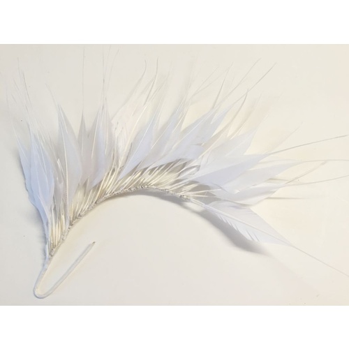 Feather Mount/Style 1 - White