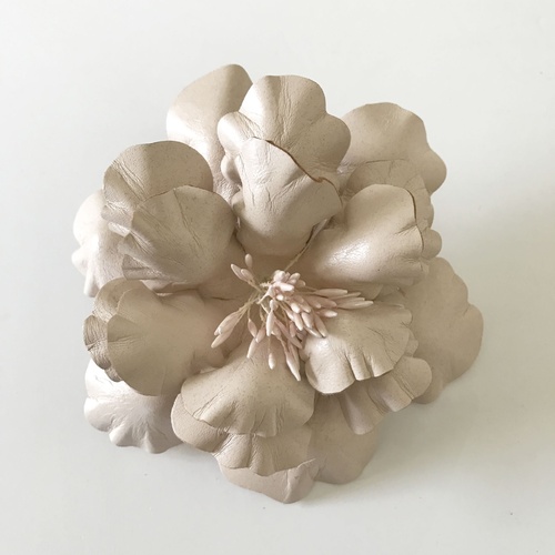 Flower/Leather (1) - Cream.02