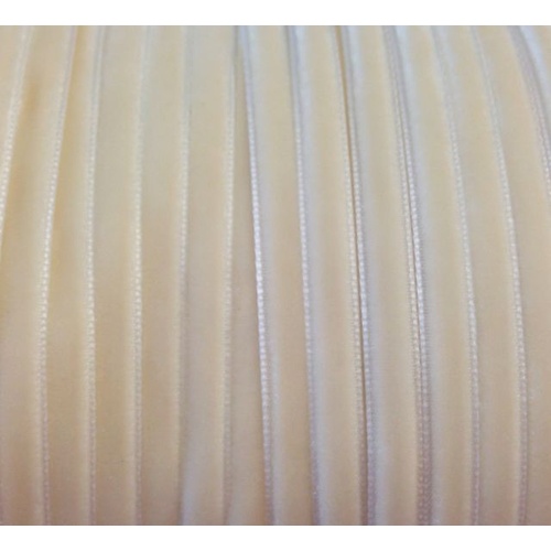Velvet Ribbon 6mm (28) Blonde