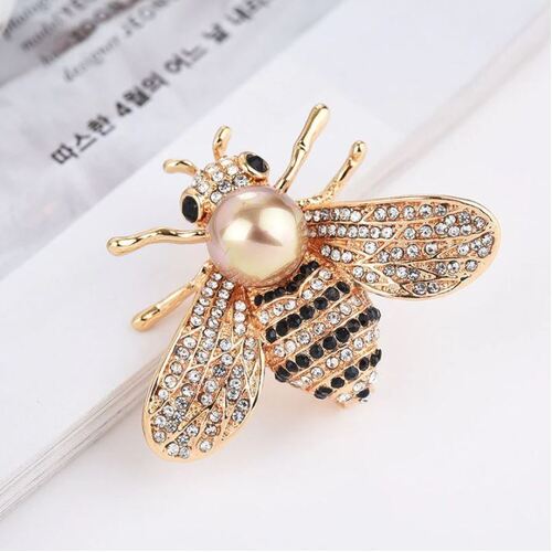 Bee sales brooch australia