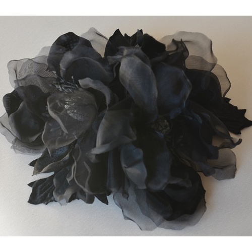 Magnolia - Black
