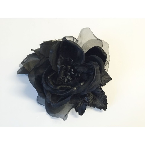 Open Rose/3352 - Black