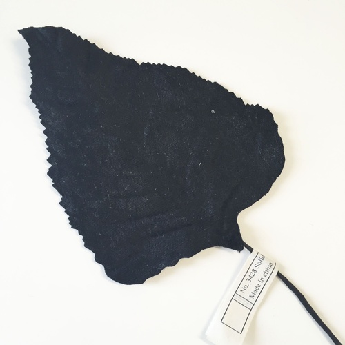 Large Velvet Leaf - Black